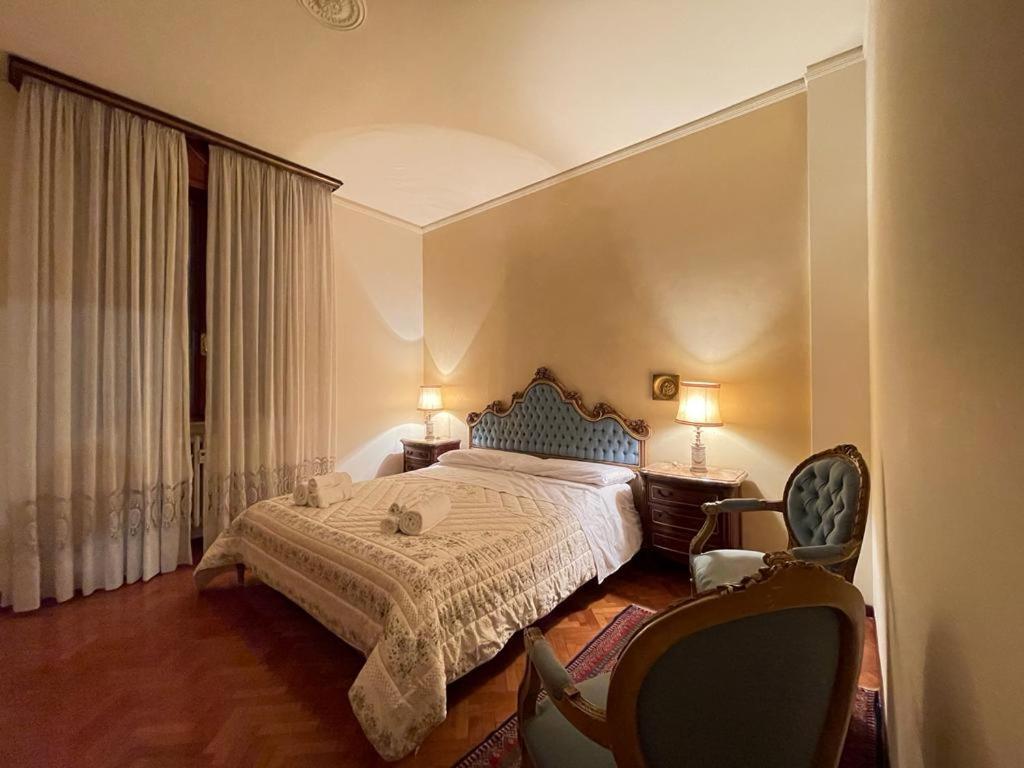 Royal Suite - Near Station & City Center 摩德纳 外观 照片